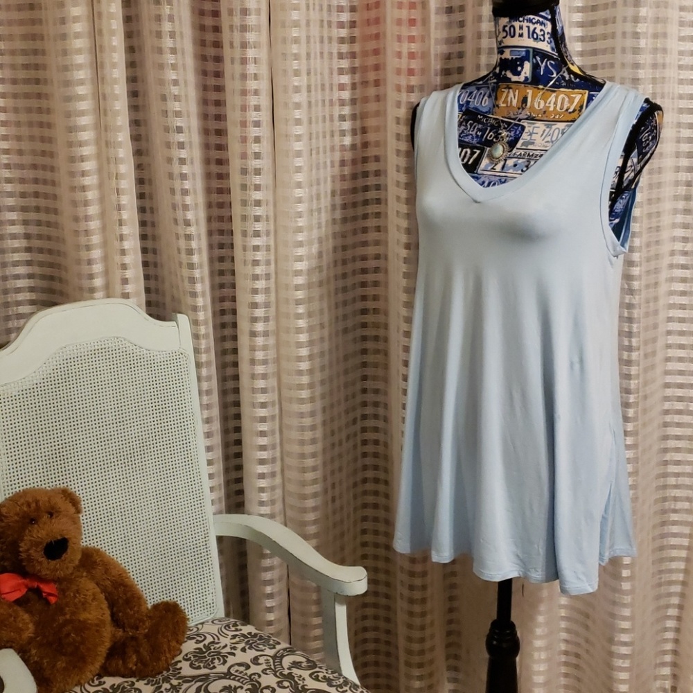 BOGO BNWT Sleeveless Blue Tunic, Size Small